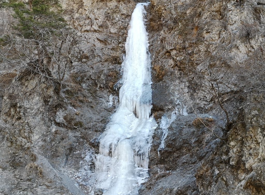 芦安の氷 トリコルネ　日帰りアイス（定員2）2月8日